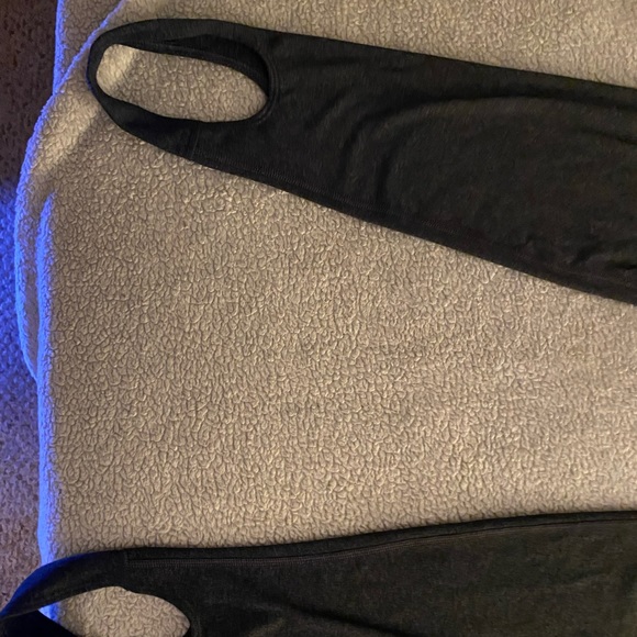 Old navy active coze core maternity leggings - Picture 4 of 4